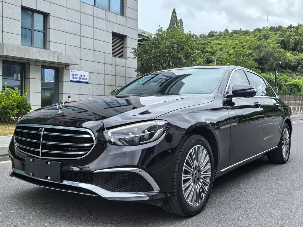 Mercedes-Benz E-Class 2020
