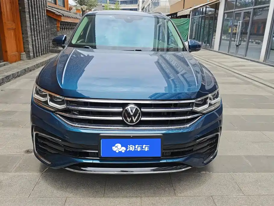 Volkswagen Tiguan L 2022 — фото 2