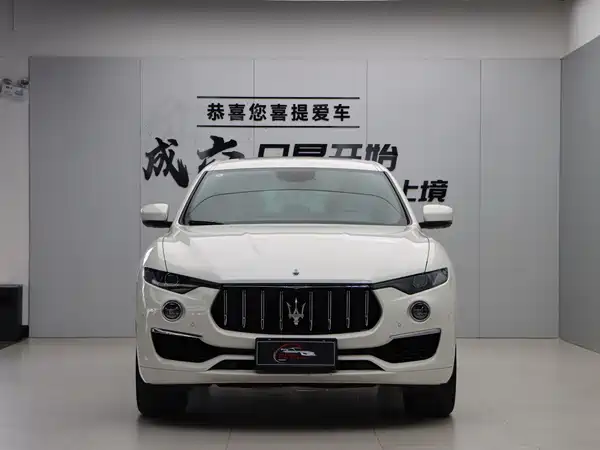 Maserati Levante 2022