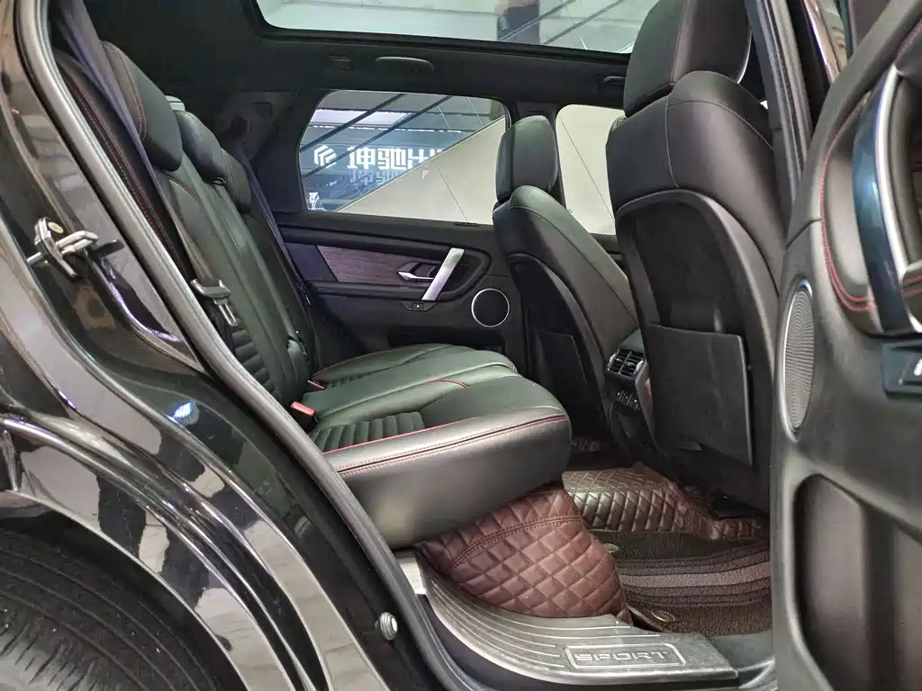 Land Rover Discovery Sport 2022 — фото 17