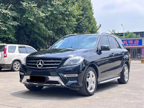 Mercedes-Benz M-Class 2014