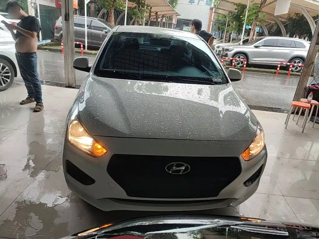 Hyundai Verna 2020 — фото 3