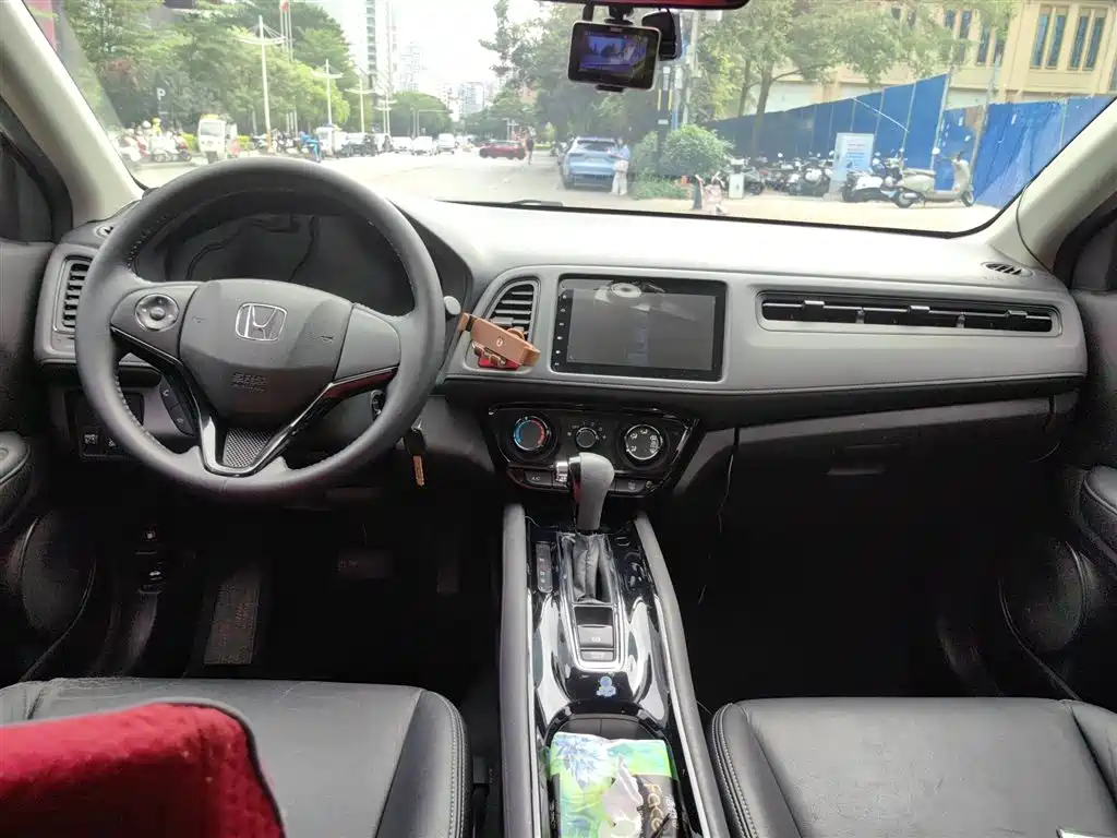 Honda Vezel 2015 — фото 13