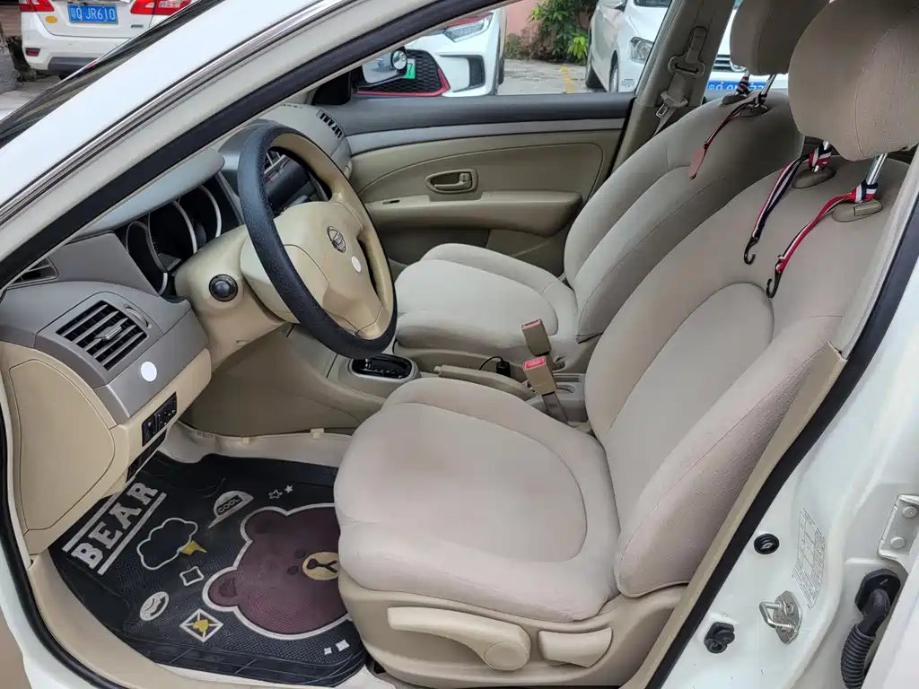Nissan Sylphy 2018 — фото 8