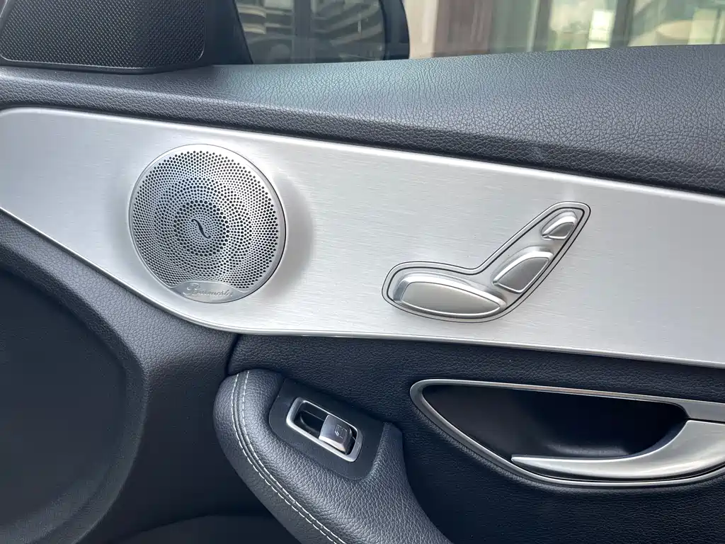Mercedes-Benz C-Class 2020 — фото 32