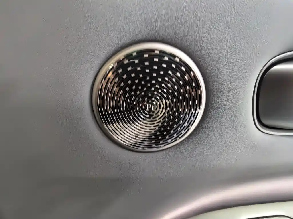 Li Auto i8 2025 — фото 18