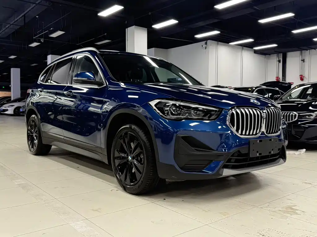 BMW X1 2021 — фото 4
