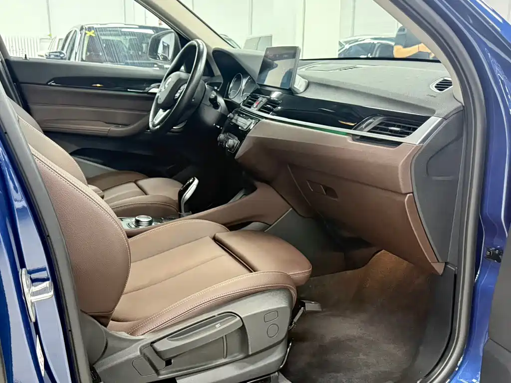BMW X1 2021 — фото 19