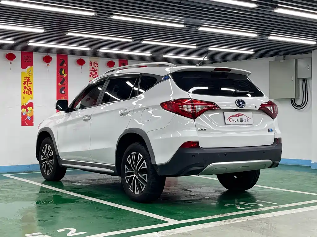 BYD Song New Energy 2017 — фото 7