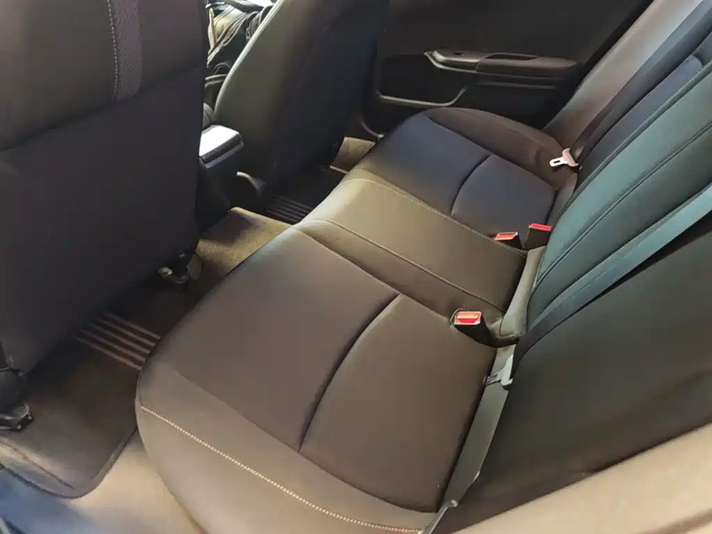 Honda Civic 2017 — фото 17