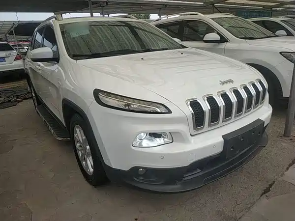 Jeep Cherokee 2016