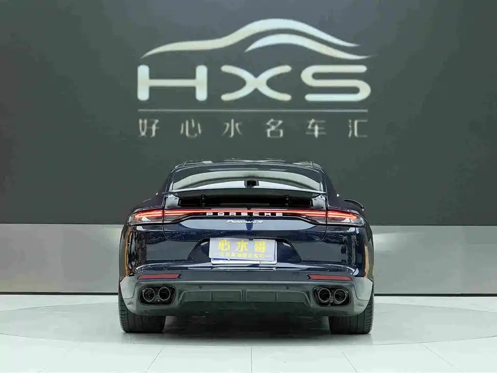 Porsche Panamera 2024