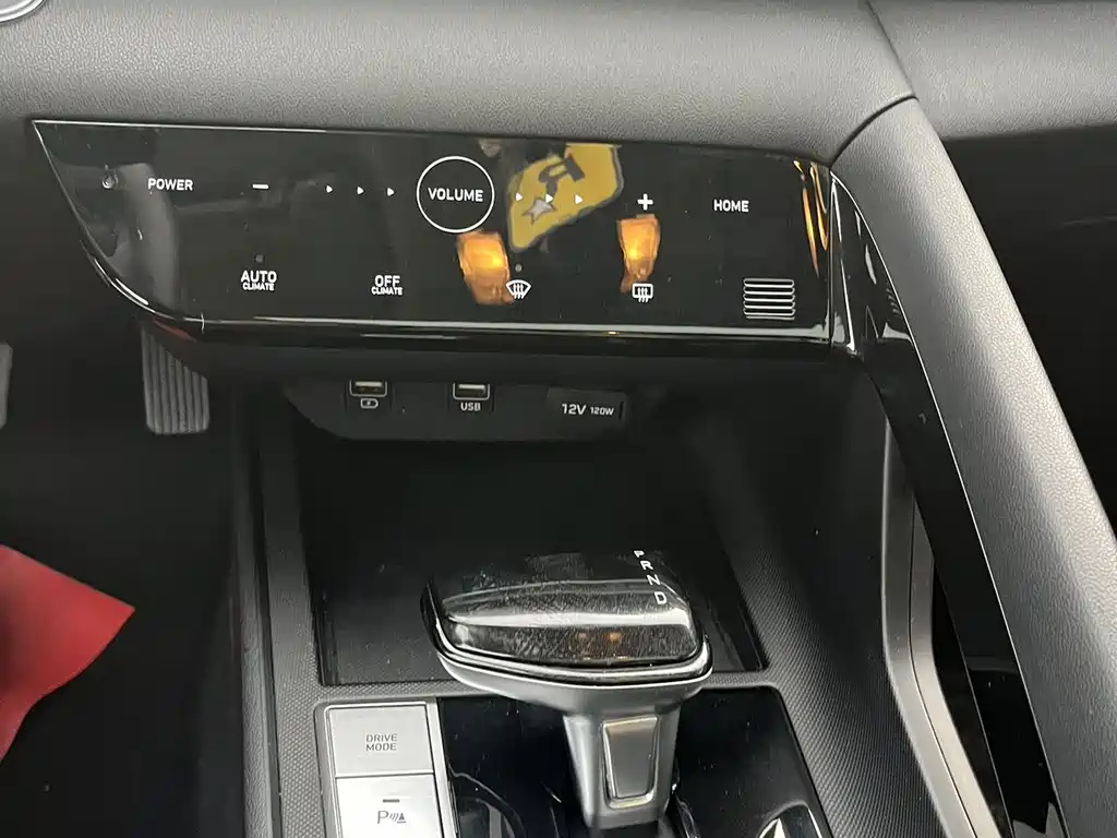 Hyundai Elantra 2022 — фото 13