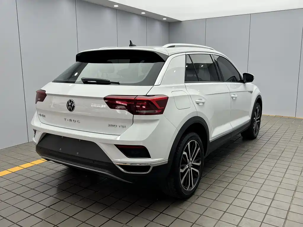 Volkswagen T-Roc 2022 — фото 6