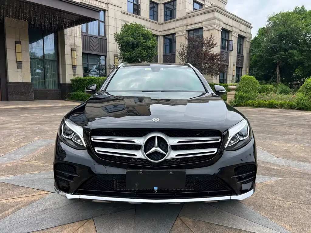 Mercedes-Benz GLC 2018 — фото 1