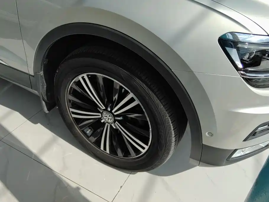 Volkswagen Tiguan L 2017