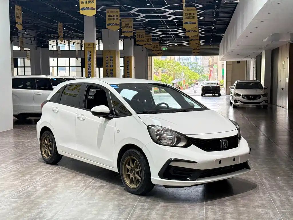 Honda Fit 2023 — фото 3