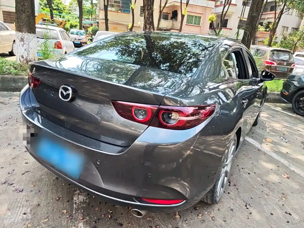 Mazda 3 Axela 2020