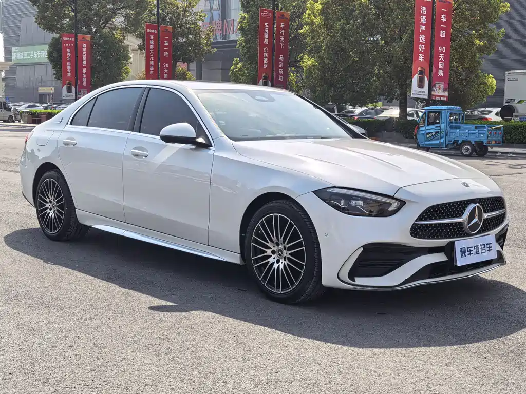 Mercedes-Benz C-Class 2023