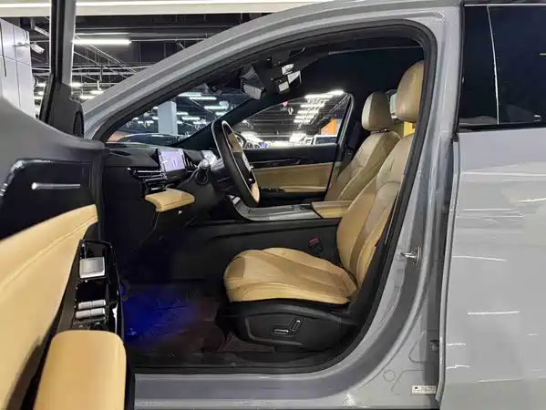 Geely Galaxy L6 2024