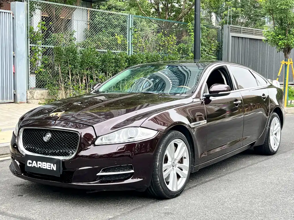 Jaguar XJ 2012