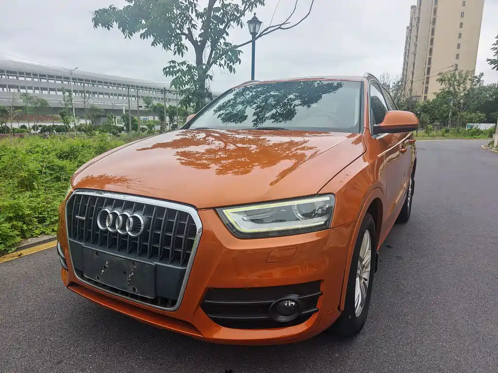 Audi Q3 2014