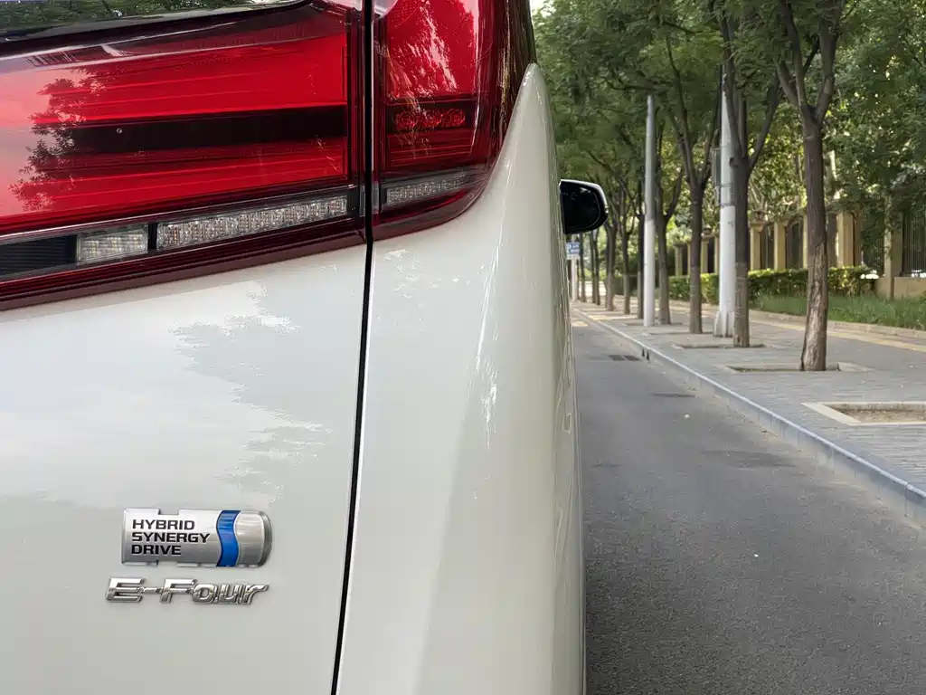 Toyota Alphard 2019 — фото 12