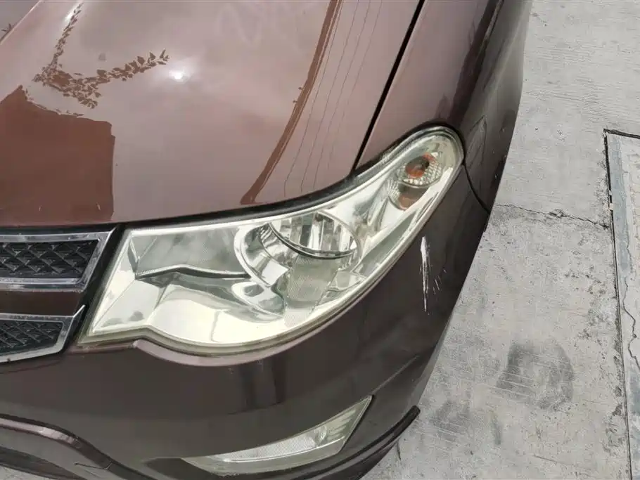 Wuling Hongguang 2015