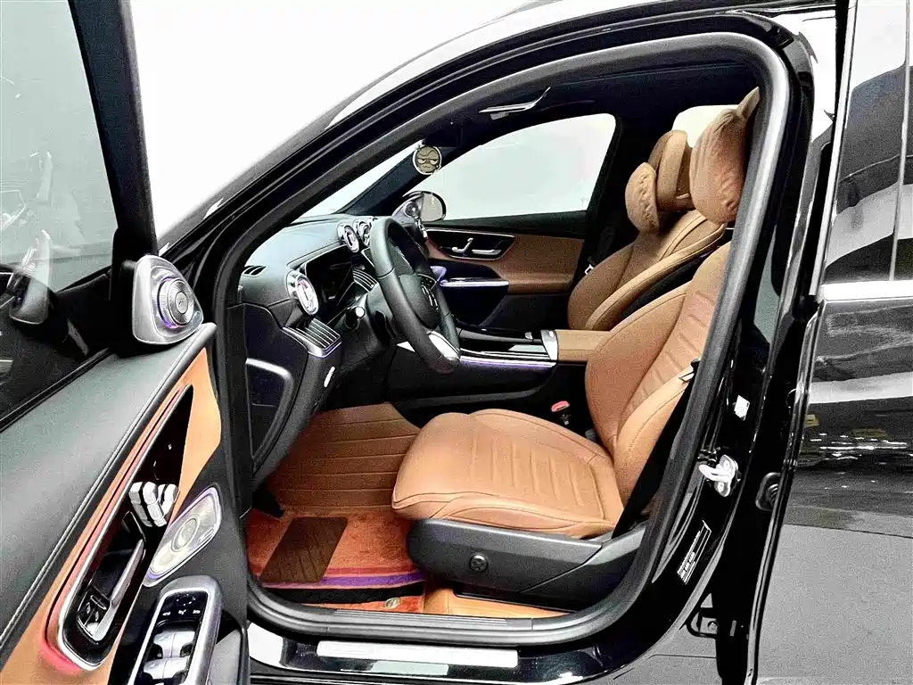 Mercedes-Benz GLC 2025 — фото 9