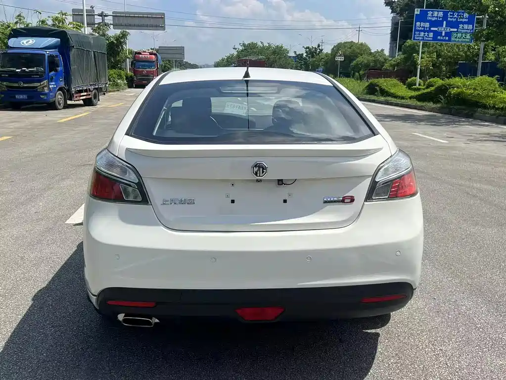MG 6 2014