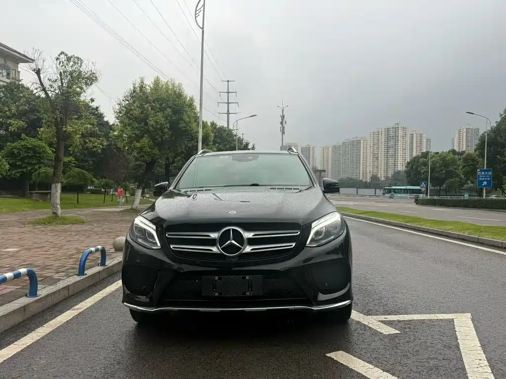 Mercedes-Benz GLE 2018
