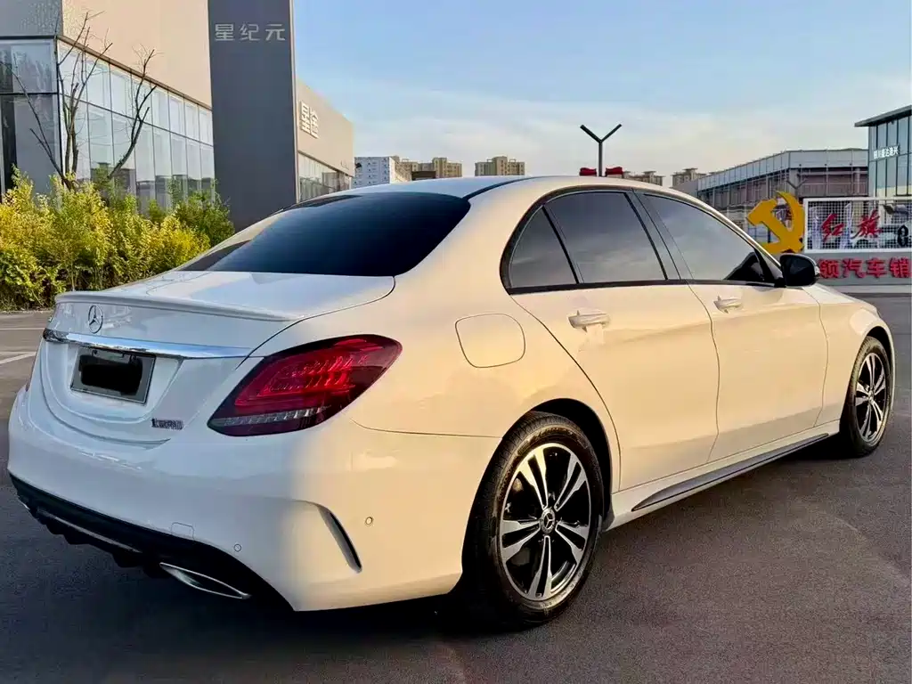 Mercedes-Benz C-Class 2019