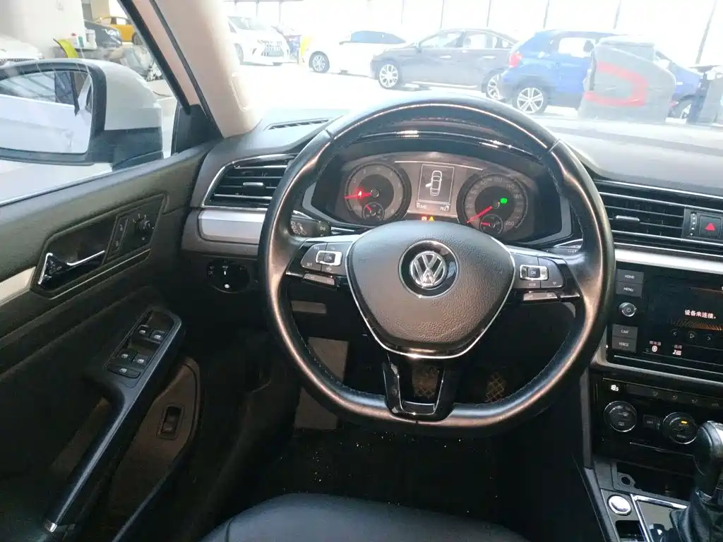 Volkswagen Lamando 2019 — фото 11