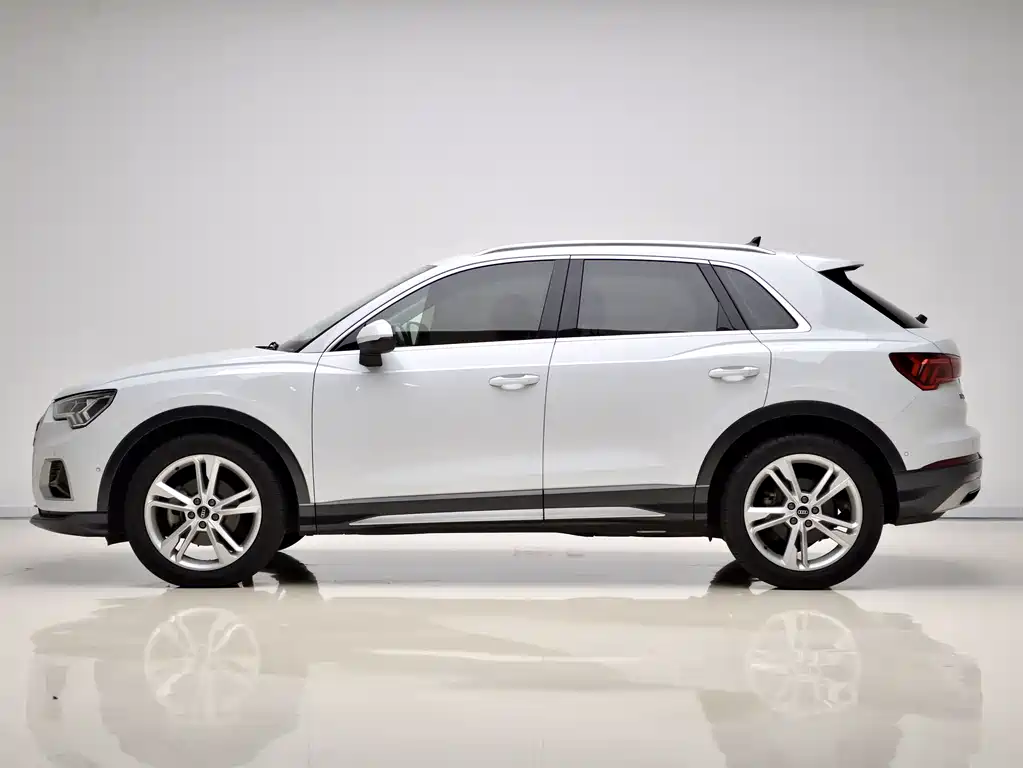 Audi Q3 2021