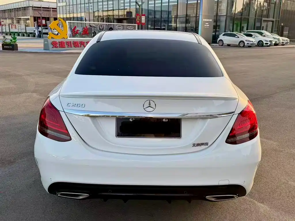 Mercedes-Benz C-Class 2019