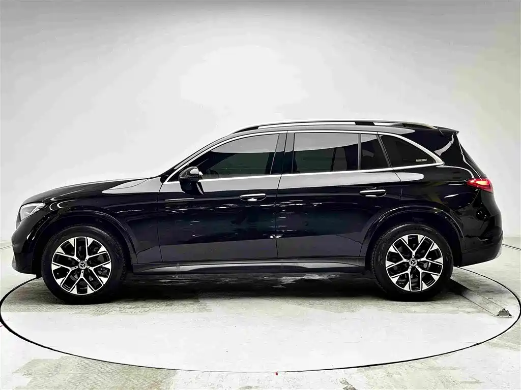 Mercedes-Benz GLC 2025 — фото 20