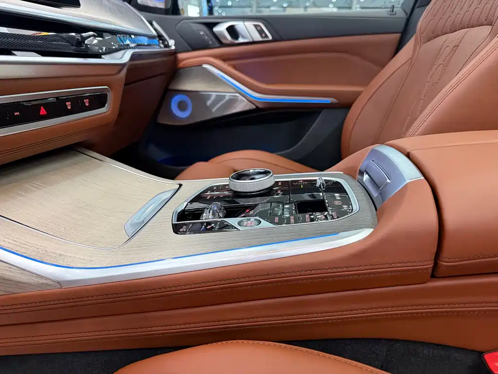 BMW X7 2023 — фото 17