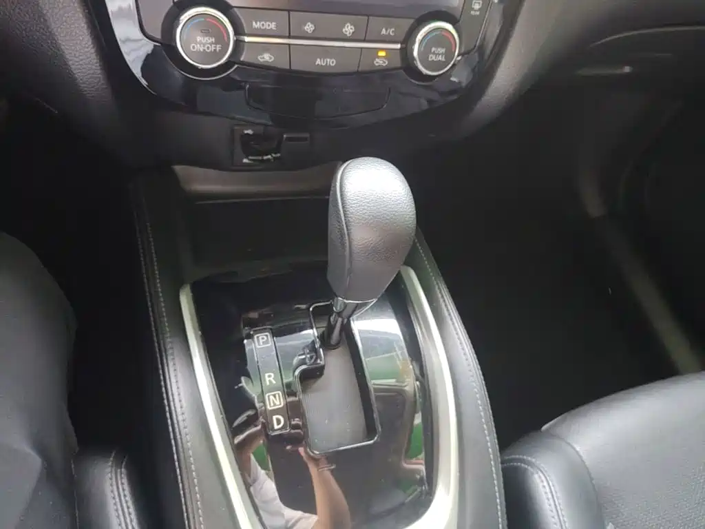 Nissan X-Trail 2015 — фото 14