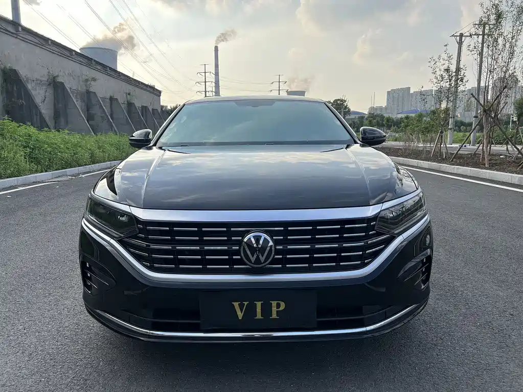 Volkswagen Passat 2023