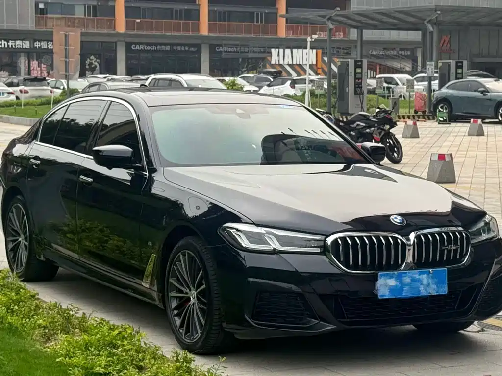 BMW 5 Series 2022