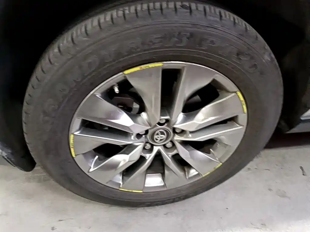 Toyota Wildlander 2022 — фото 23