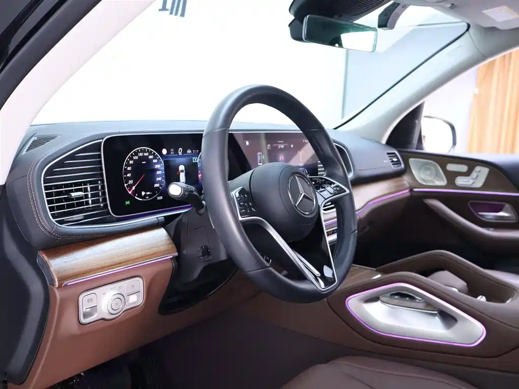 Mercedes-Benz GLE 2025 — фото 11