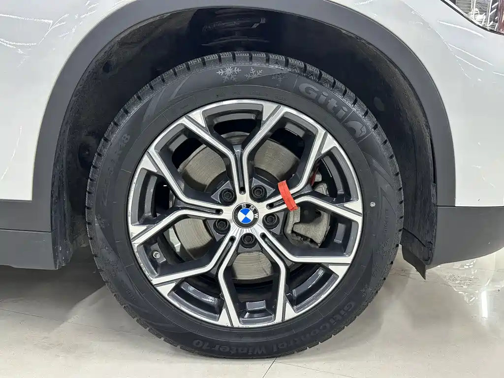 BMW X1 2022 — фото 9