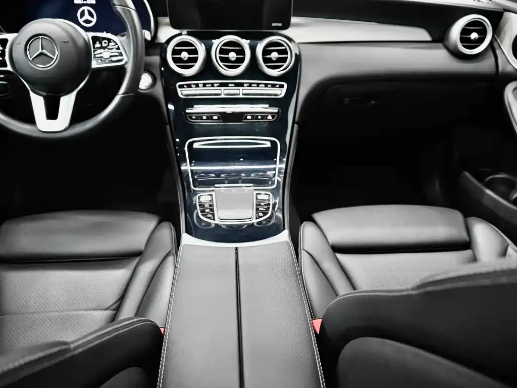 Mercedes-Benz GLC 2020 — фото 26