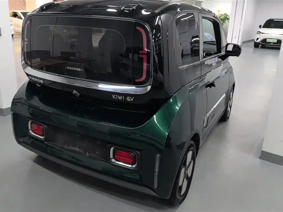 Baojun KiWi EV 2023 — фото 3