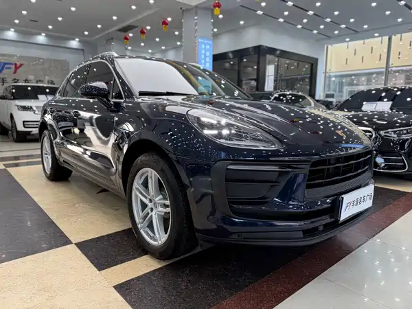 Porsche Macan 2023
