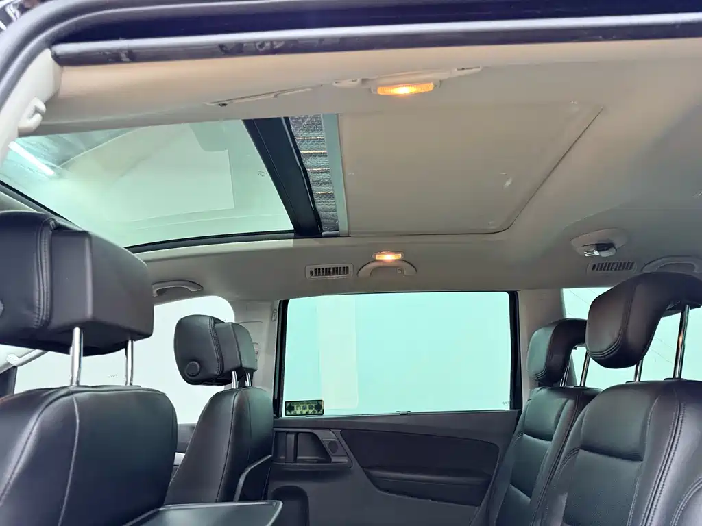Volkswagen Sharan 2018 — фото 18
