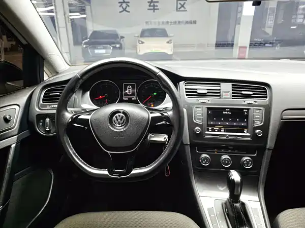 Volkswagen Golf 2017