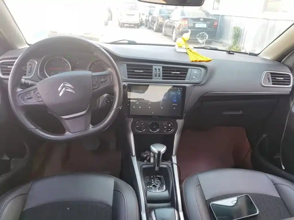 Citroen C3-XR 2015 — фото 10