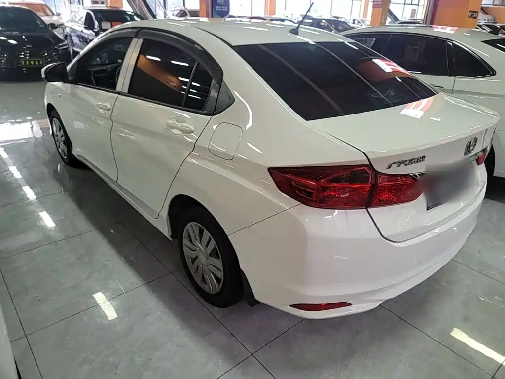 Honda City 2018 — фото 5